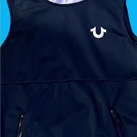 True Religion boys no sleeve hoodie NWOT - Picture 3 of 3